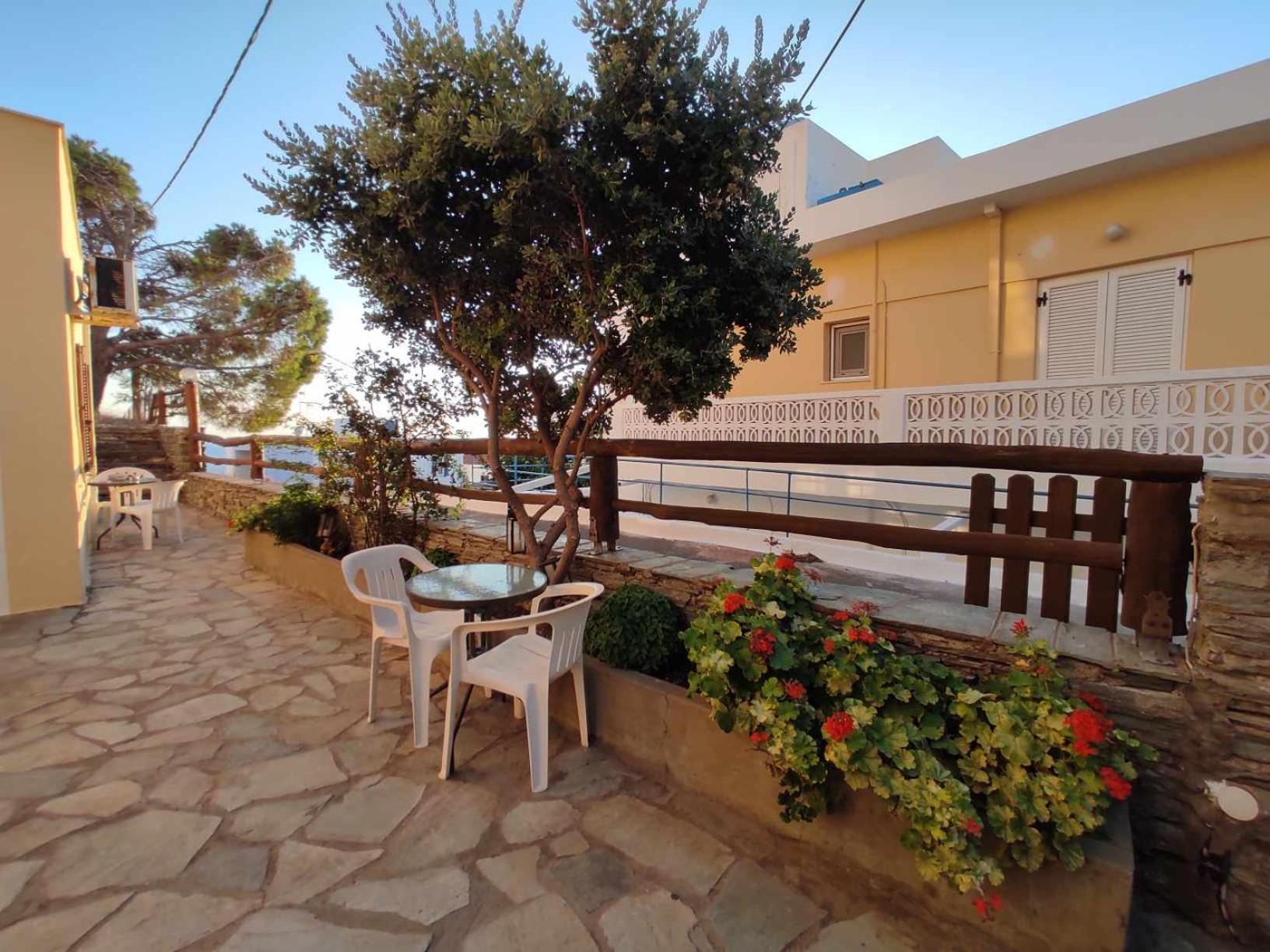 Politis Sudios Apartment Batsi  Ngoại thất bức ảnh