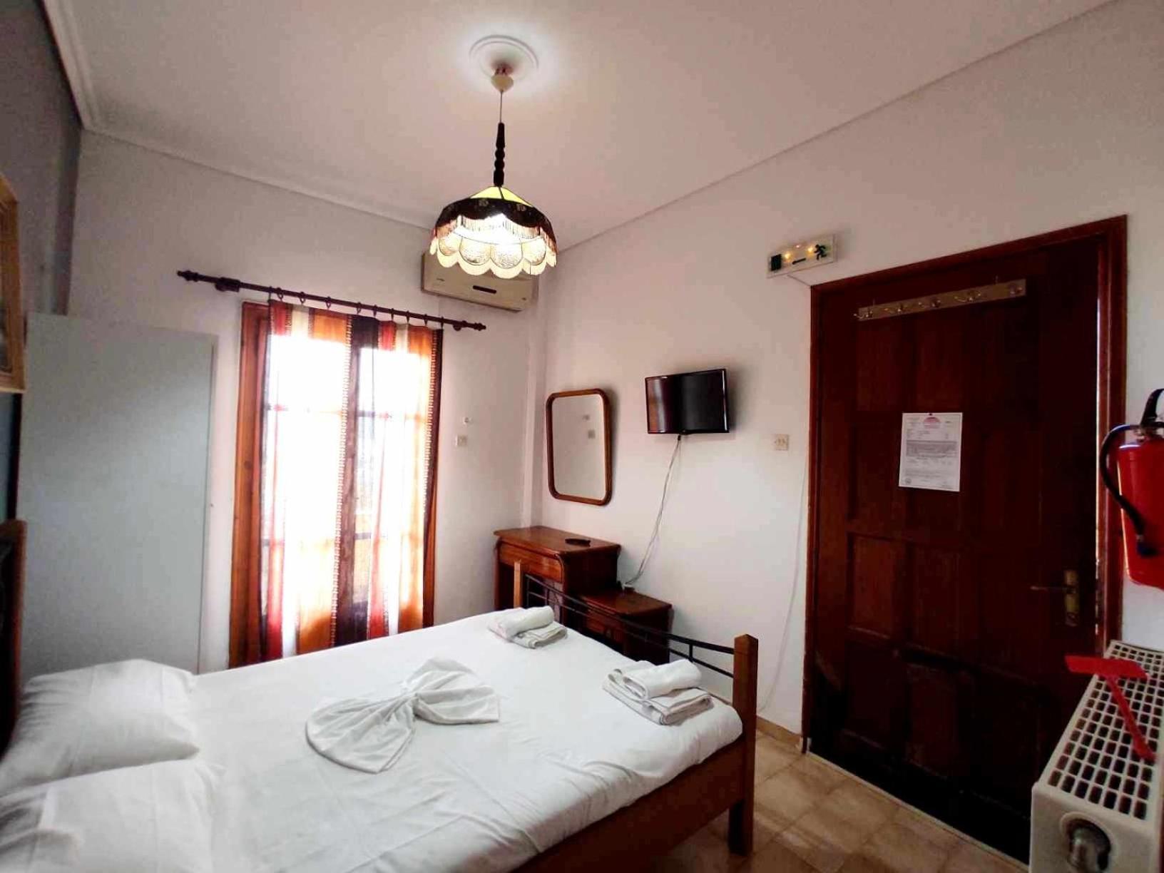 Politis Sudios Apartment Batsi  Ngoại thất bức ảnh