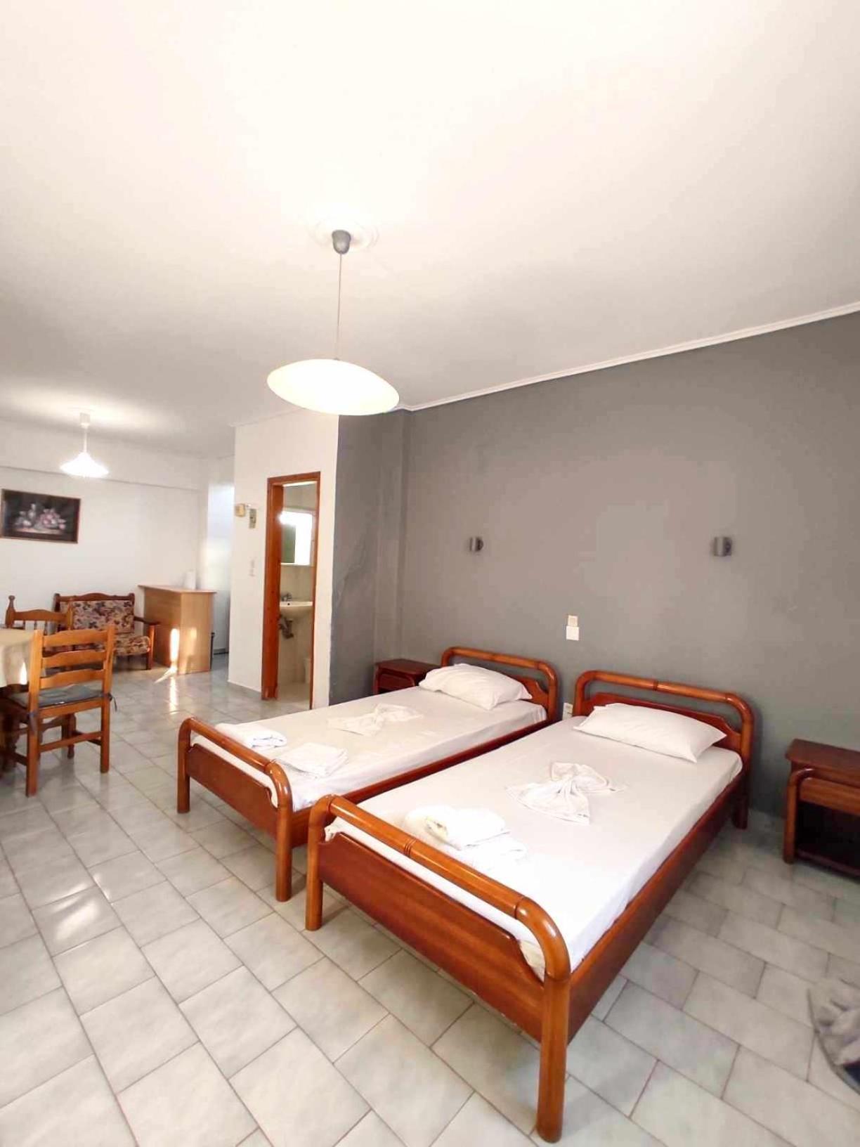 Politis Sudios Apartment Batsi  Ngoại thất bức ảnh