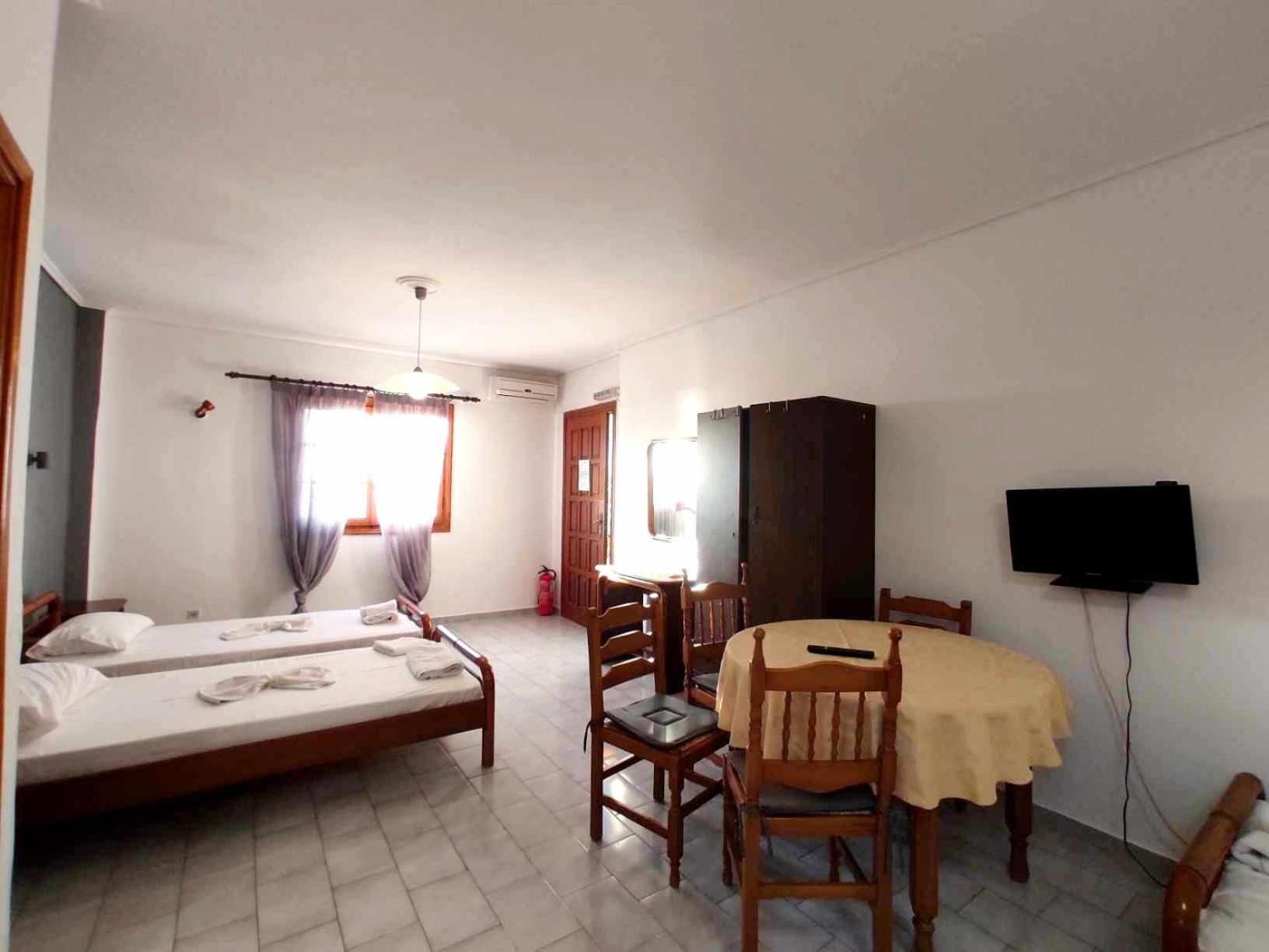 Politis Sudios Apartment Batsi  Ngoại thất bức ảnh